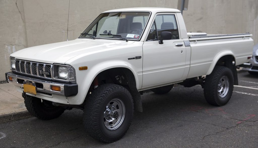 1982_Toyota_Pickup_SR-5_4WD